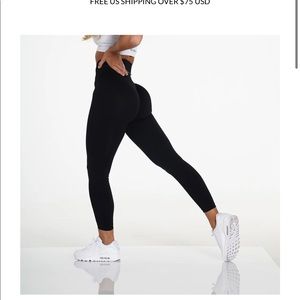 NVGTN Solid Seamless Leggings